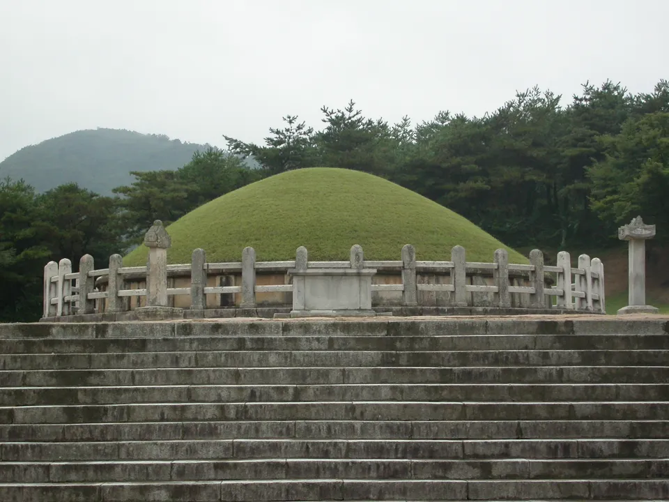 Tomb of General Kim Yusin, Gyeongju, who led the 50,000-strong Silla army at Hwangsanbeol