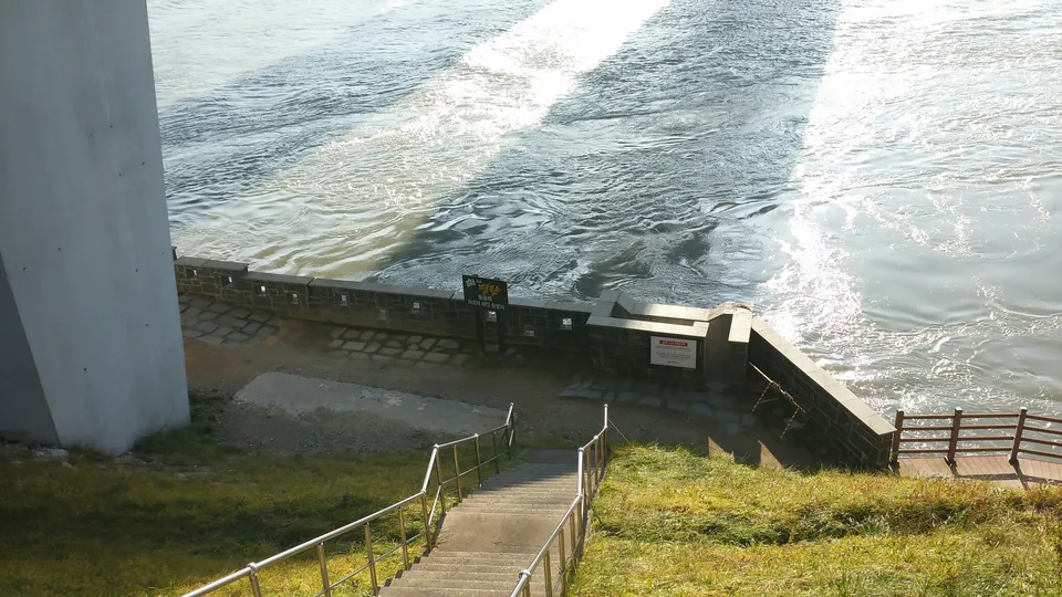 Uldolmok, the swirling strait between Haenam and Jindo where the battle was fought