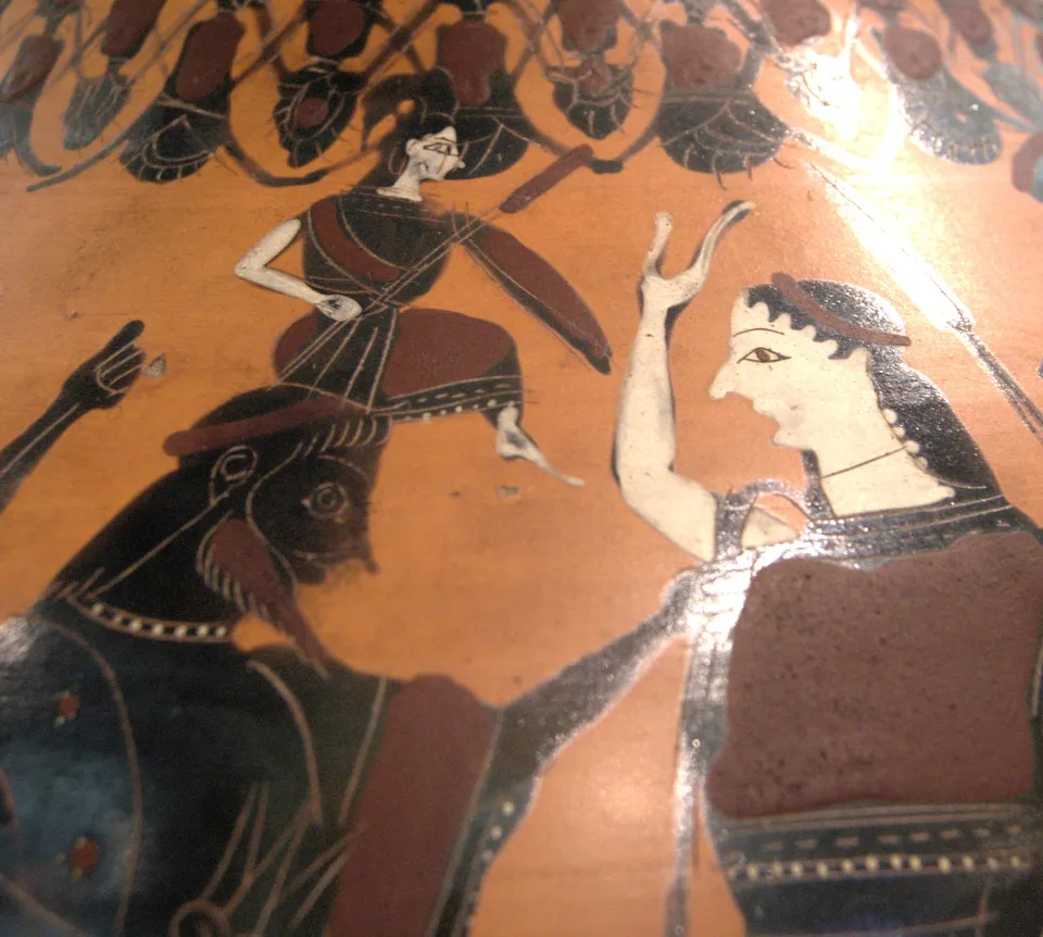 A small Athena emerging from the head of Zeus — Athenian black-figure amphora, c. 550–525 BC, Louvre