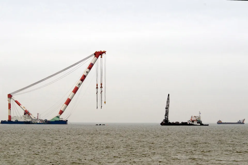 The Cheonan salvage site off Baengnyeong Island, 5 April 2010