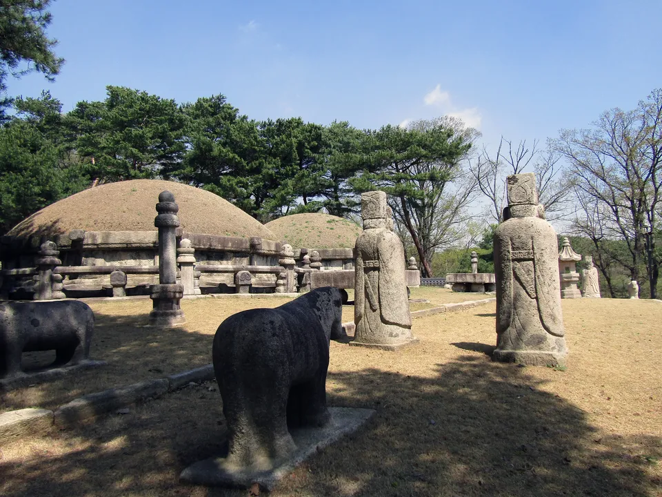Heolleung, the tomb of King Taejong (Yi Bang-won), Seoul
