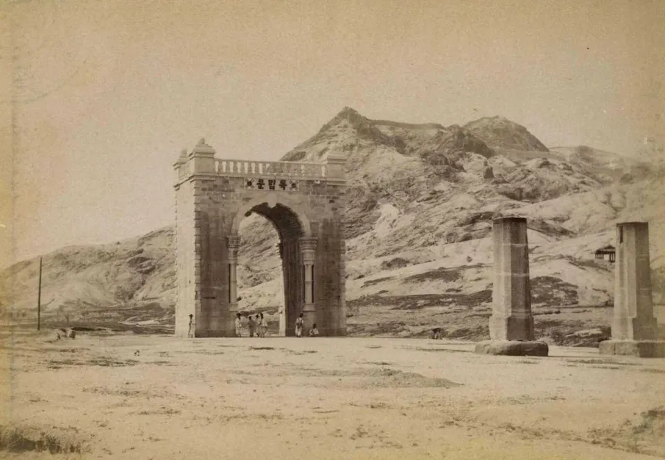 독립문 — 1900년대