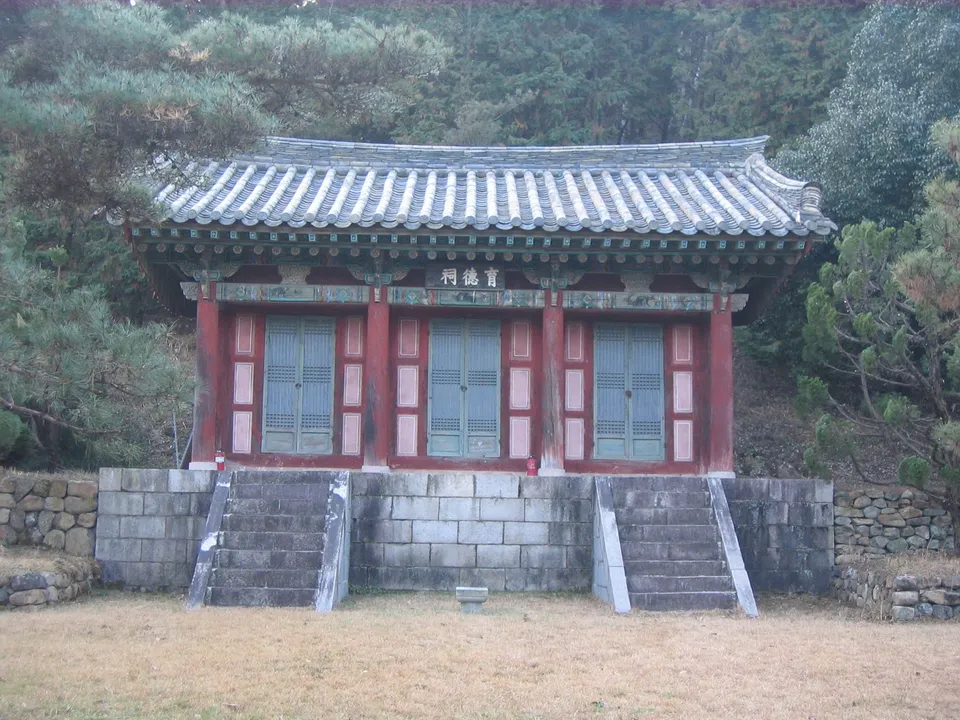 밀양 예림서원 육덕사 — 김종직을 모신 사당