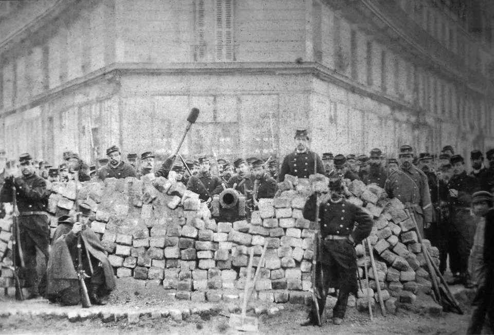 Barricade at Boulevard Voltaire and Rue Richard-Lenoir during the Paris Commune — photograph, 1871