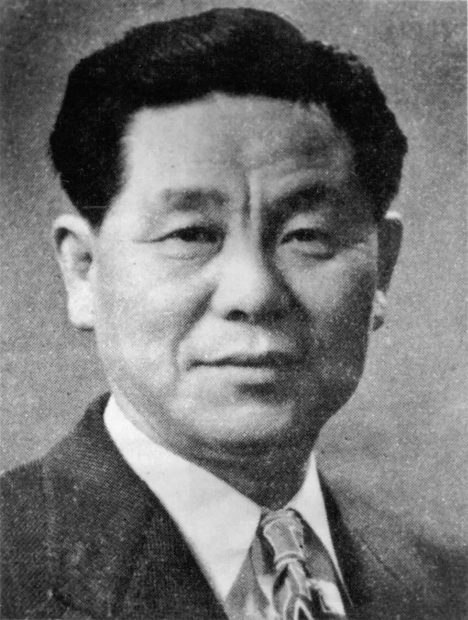 Cho Bong-am, leader of the Progressive Party, as the first Minister of Agriculture, 1948