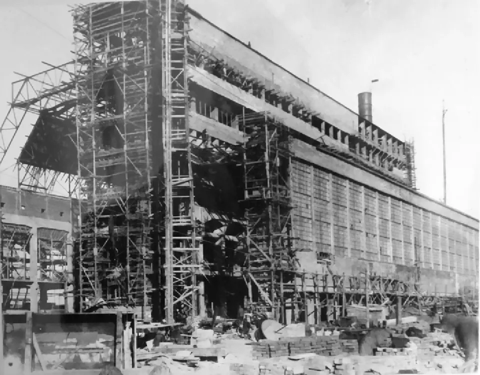 The central power station of the Magnitogorsk steel complex starts up, 1930–1931, First Five-Year Plan