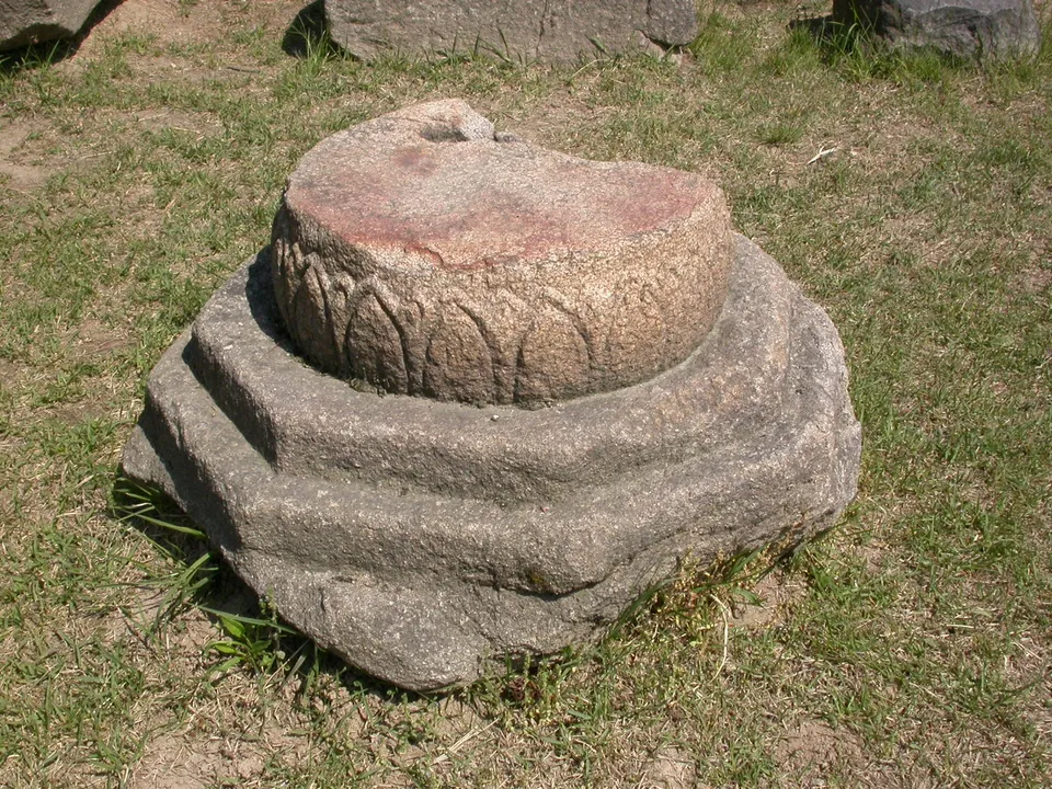 청주 흥덕사지 — 1377년 직지심체요절을 금속 활자로 찍은 절터